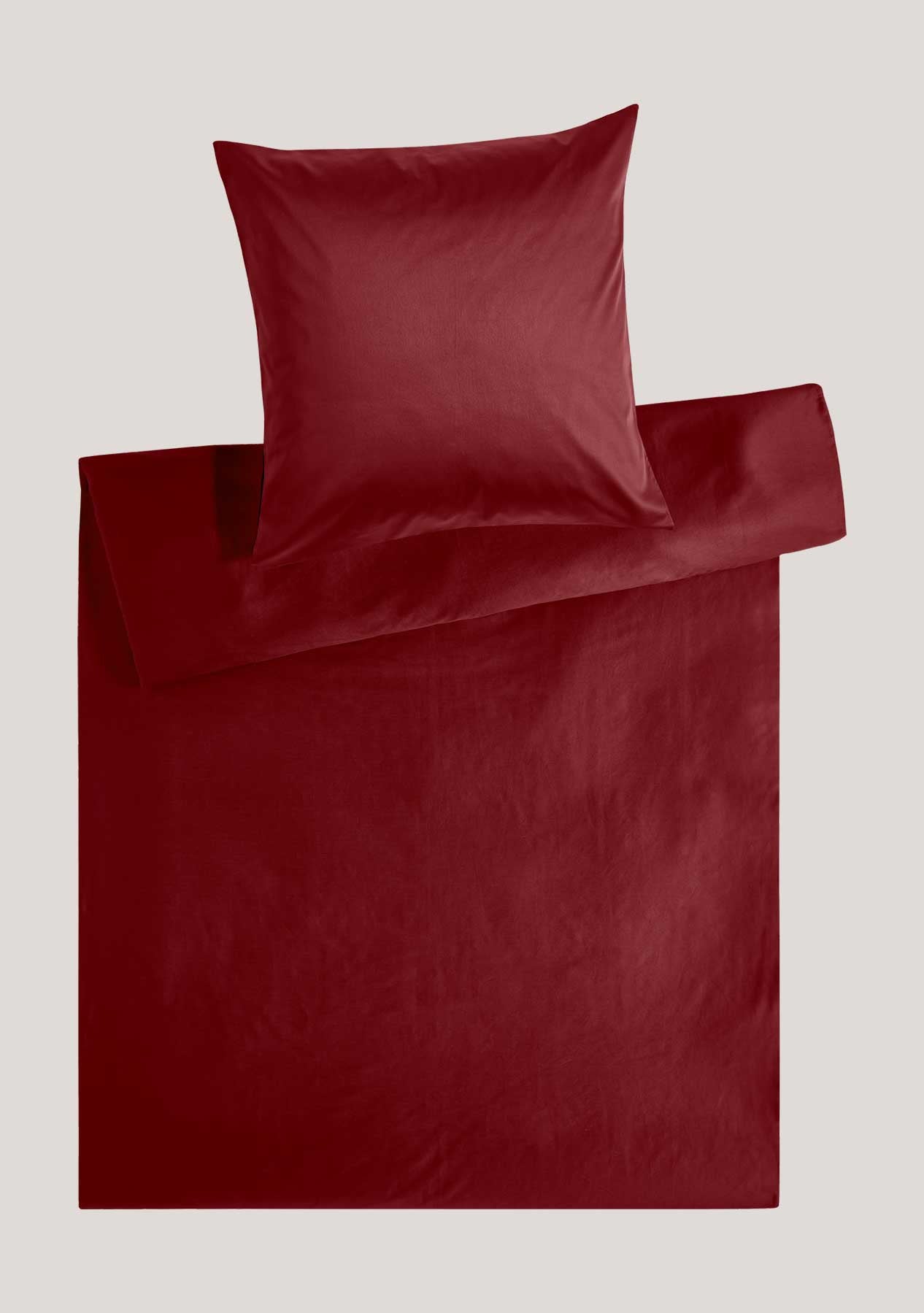 Precious plain satin bed linen with zipper