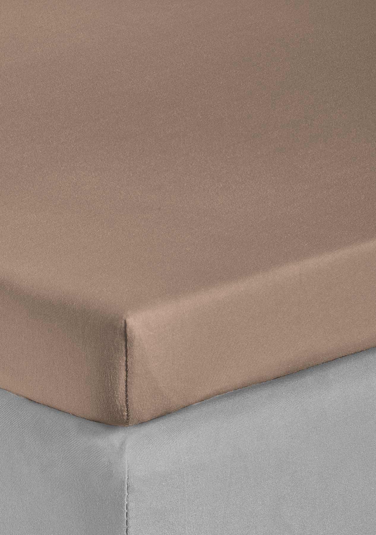 Vario-Stretch fitted sheet for topper with extra length S